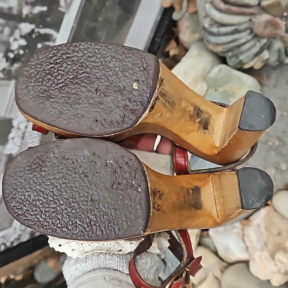 Vintage BareTraps leather platform sandal - Picture 7 of 9